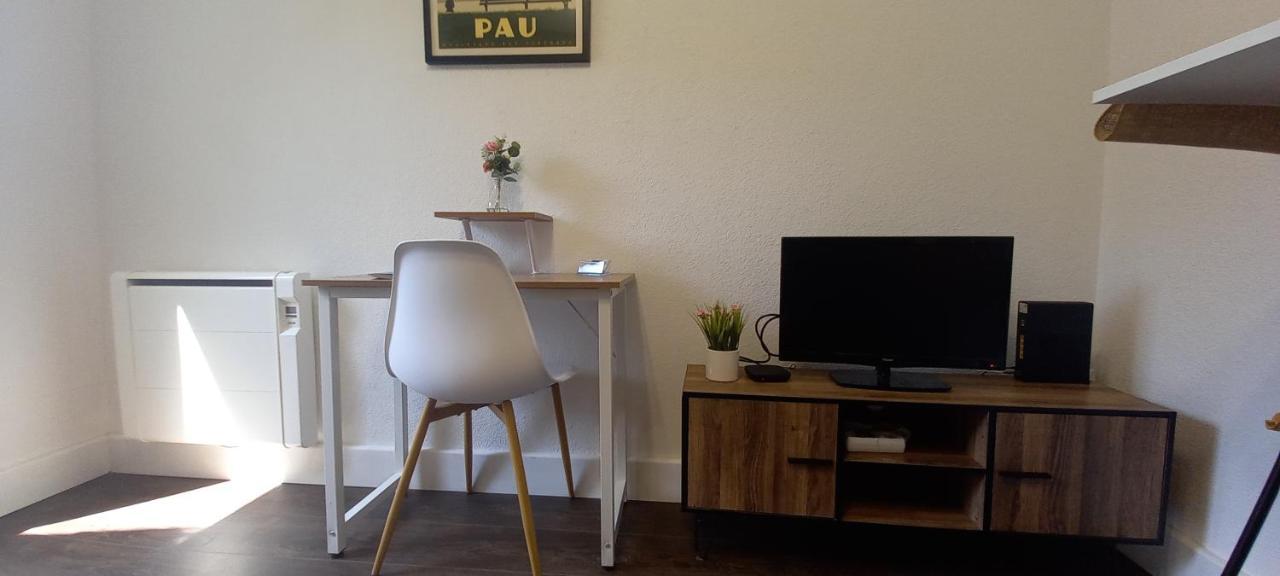Apartament L'Etoile Paloise -Terrasse &Wifi &Parking &Piscine Pau Zewnętrze zdjęcie